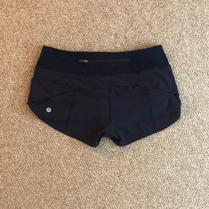 LULULEMON BLACK SPEED UP SHORTS